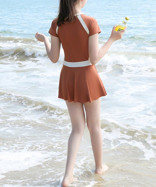 キッズ水着 半袖バイカラーハーフジップカットワンピ風オールインワン