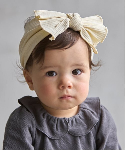 petit main（プティマイン）の「リボンヘアバンド（ヘアバンド・キッズ・アイボリー/ライトピンク/ライラック・FREE）」の2枚目の写真