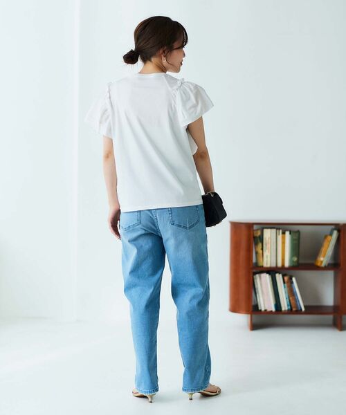 le.coeur blanc（ルクールブラン）の「アシメティアードフリルカットソー（Tシャツ/カットソー・レディース・ブラック/オフホワイト・38）」の13枚目の写真