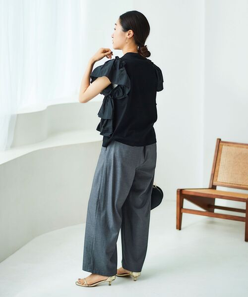 le.coeur blanc（ルクールブラン）の「アシメティアードフリルカットソー（Tシャツ/カットソー・レディース・ブラック/オフホワイト・38）」の22枚目の写真