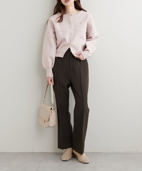 natural couture(ナチュラルクチュール)の「ポリニット金釦ポケ付きカーディガン(カーディガン/ボレロ・レディース・オフホワイト/チャコールグレー/ブラック/ピンク系その他/ピンクベージュ/ブルー系その他・FREE)」の20枚目の写真