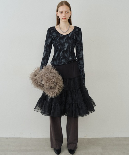 yae(ヤエ)の「2way spark pettern top/2wayスパークパターントップス(Tシャツ/カットソー・レディース・シルバー/ブラック・FREE)」の1枚目の写真