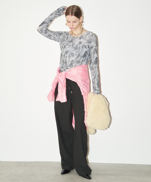 yae(ヤエ)の「2way spark pettern top/2wayスパークパターントップス(Tシャツ/カットソー・レディース・シルバー/ブラック・FREE)」の10枚目の写真