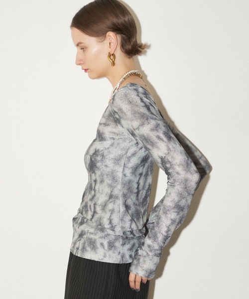 yae(ヤエ)の「2way spark pettern top/2wayスパークパターントップス(Tシャツ/カットソー・レディース・シルバー/ブラック・FREE)」の4枚目の写真
