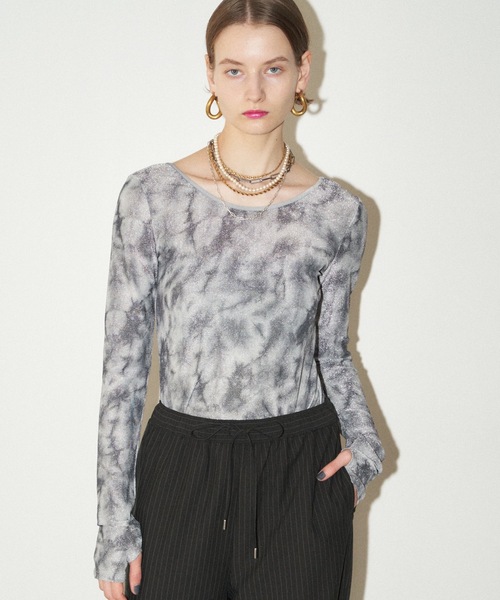 yae(ヤエ)の「2way spark pettern top/2wayスパークパターントップス(Tシャツ/カットソー・レディース・シルバー/ブラック・FREE)」の7枚目の写真