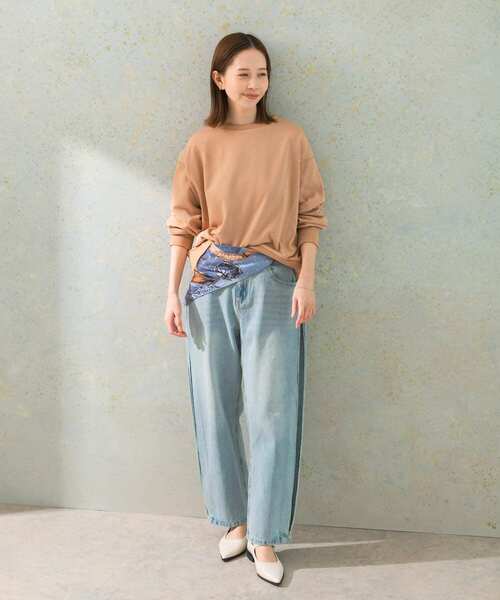 URBAN RESEARCH ROSSO WOMEN（アーバンリサーチ　ロッソ）の「『WEB限定』ワイドフォルムスウェット（Tシャツ/カットソー・レディース・ベージュ/チャコールグレー/ピンク・FREE）」の14枚目の写真