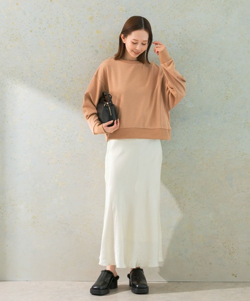 URBAN RESEARCH ROSSO WOMEN（アーバンリサーチ　ロッソ）の「『WEB限定』ワイドフォルムスウェット（Tシャツ/カットソー・レディース・ベージュ/チャコールグレー/ピンク・FREE）」の17枚目の写真