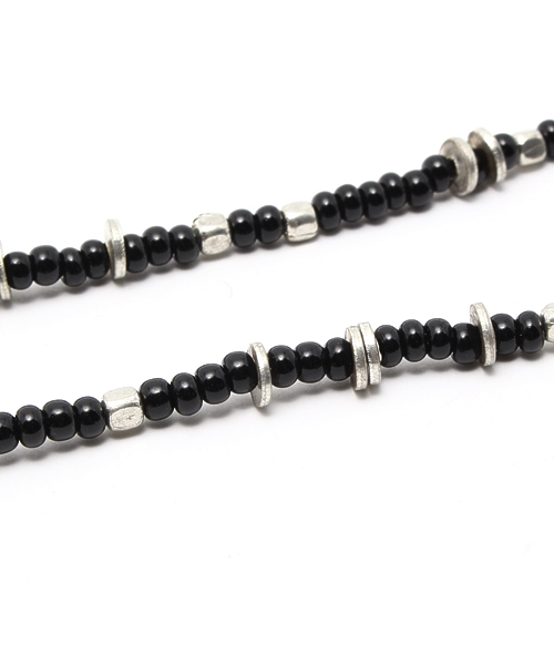 RAGEBLUE(レイジブルー)の「ランダムビーズネックレス/705454(ネックレス・メンズ・ブラック/レッド/グレー・FREE)」の4枚目の写真