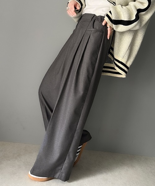 classicalelf（クラシカルエルフ）の「大人スタイリッシュ。ウエスト調節ホック付き美脚タックワイドパンツ（スラックス・レディース・ブラック/チャコール・SMALL/MEDIUM/LARGE/X-LARGE）」の6枚目の写真