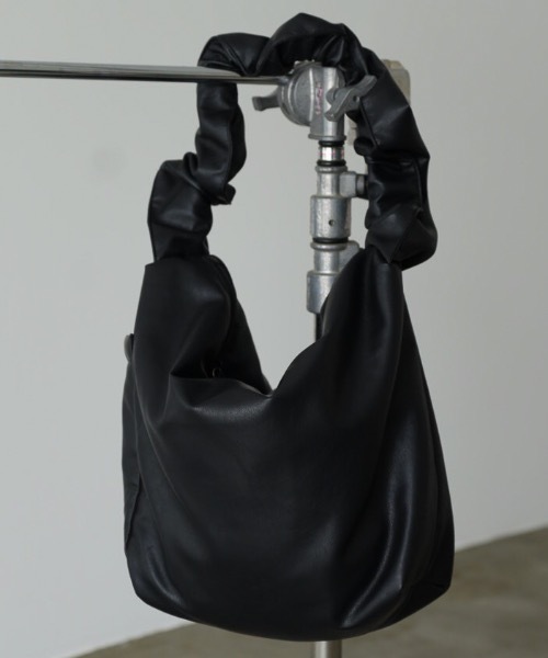 Synthetic leather shoulder bag / シンセティックレザー