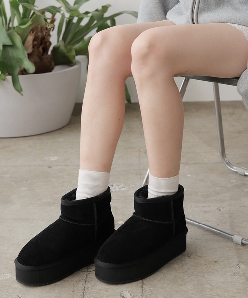 EMU Australia（エミューオーストラリア）の「EMU Australia/エミュオーストラリア EMU PLATFROM MICRO WOOL 厚底 ムートンブーツ（ブーツ・レディース・ブラック/チャコール/ベージュ・6/8/7）」の5枚目の写真