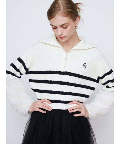 CALNAMUR(カルナムール)の「FLUFFY SLEEVE HALF ZIP KNIT/フラッフィースリーブハーフジップニット(ニット/セーター・レディース・ホワイト/グレー/ネイビー・FREE)」の4枚目の写真