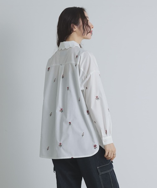 somari imagination(ソマリ イマジネーション)の「花柄刺繍シャツ(シャツ/ブラウス・レディース・ブラック/オフホワイト・1/2)」の7枚目の写真