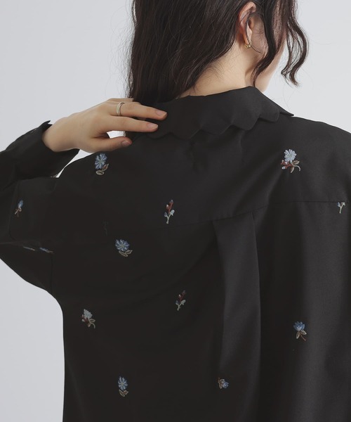 somari imagination(ソマリ イマジネーション)の「花柄刺繍シャツ(シャツ/ブラウス・レディース・ブラック/オフホワイト・1/2)」の14枚目の写真