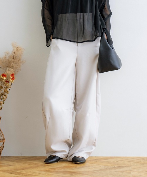 【NOAHL】エステツイルカーブパンツ（その他パンツ）｜NOAHL（ノアル） 7,900円