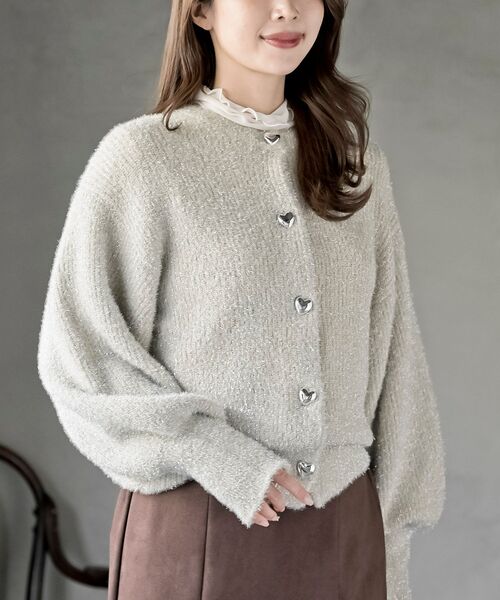 ハートボタンラメフェザークルーネックカーディガン（カーディガン