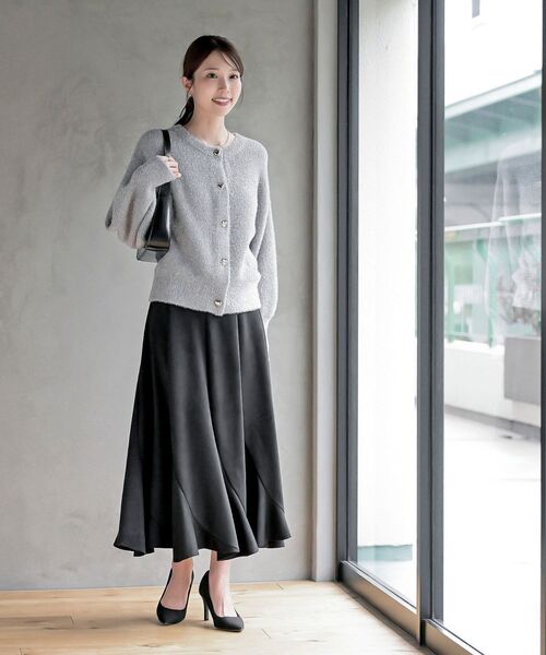 ハートボタンラメフェザークルーネックカーディガン（カーディガン