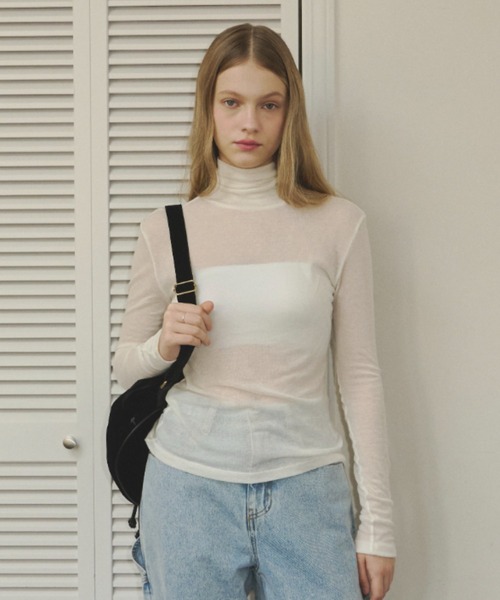 GIUNON(ジウノン)の「soft sheer turtle neck / ソフトシアータートルネック(シャツ/ブラウス・レディース・ブラック/グレー/ブルー/ホワイト・FREE)」の2枚目の写真