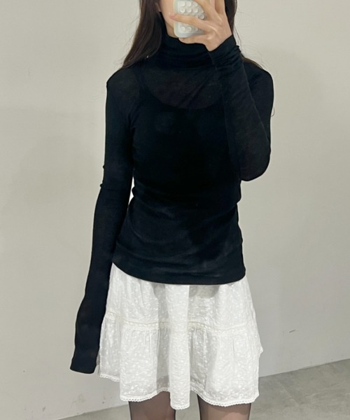 GIUNON(ジウノン)の「soft sheer turtle neck / ソフトシアータートルネック(シャツ/ブラウス・レディース・ブラック/グレー/ブルー/ホワイト・FREE)」の1枚目の写真