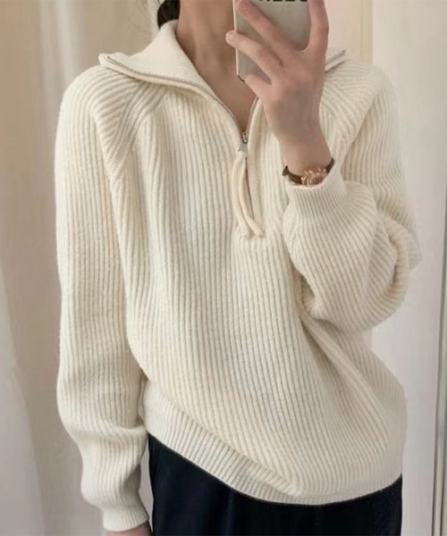 Miniministore(ミニミニストア)の「ハーフジップニットセータースタンドカラー(ニット/セーター・レディース・グレー/アイボリー/ブラック/ラベンダー/ピンク/キャメル・FREE)」の2枚目の写真