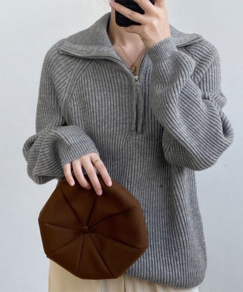 Miniministore(ミニミニストア)の「ハーフジップニットセータースタンドカラー(ニット/セーター・レディース・グレー/アイボリー/ブラック/ラベンダー/ピンク/キャメル・FREE)」の10枚目の写真