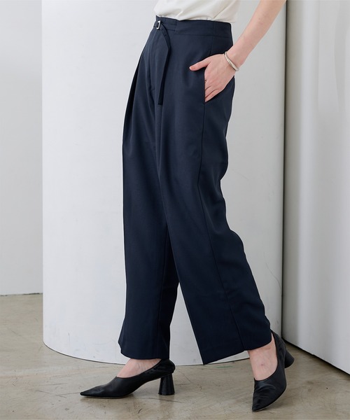 UR'S（ユアーズ）の「ベルトデザイン1タックワイドパンツ（その他パンツ・レディース・アイボリー/ネイビー/ピンク・XL/L/M/S）」の9枚目の写真