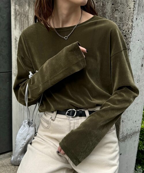 CIAOPANIC TYPY（チャオパニックティピー）の「サイドスリットシアーフロッキーベロア見えトップス（Tシャツ/カットソー・レディース・オフホワイト/グレー/ブラック/カーキ/キャメル/ブラウン・ONE SIZE）」の6枚目の写真