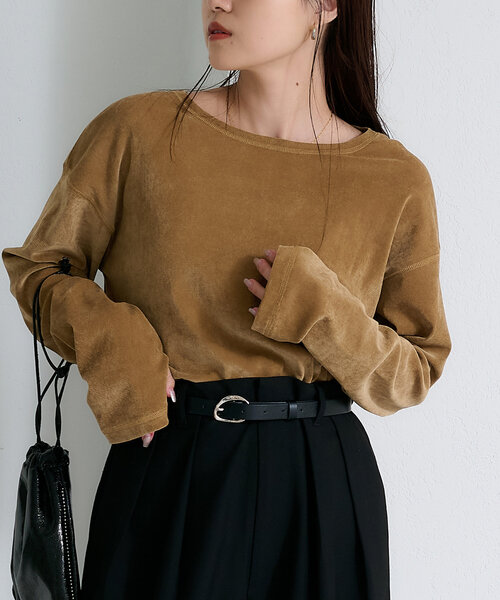 CIAOPANIC TYPY（チャオパニックティピー）の「サイドスリットシアーフロッキーベロア見えトップス（Tシャツ/カットソー・レディース・オフホワイト/グレー/ブラック/カーキ/キャメル/ブラウン・ONE SIZE）」の9枚目の写真