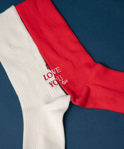 URBAN RESEARCH Sonny Label(アーバンリサーチサニーレーベル)の「『ユニセックス』I LOVE YOU SOCKS(ソックス/靴下・レディース・レッド/その他1/オフホワイト・ONE)」の1枚目の写真