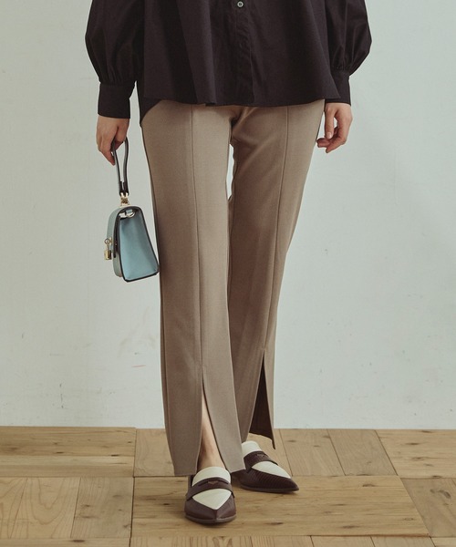 Sirin(シリン)の「スリットあきパンツ《日本製》(スラックス・レディース・カーキ/ブルー・X-SMALL/SMALL)」の2枚目の写真