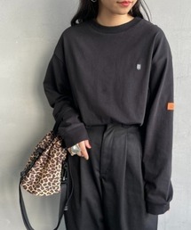 UNIVERSAL OVERALL（ユニバーサルオーバーオール）の「[UNIVERSAL OVERALL/ユニバーサルオーバーオール] 別注 ワンポイントロゴ刺繍 ロングスリーブTシャツ（Tシャツ/カットソー）」