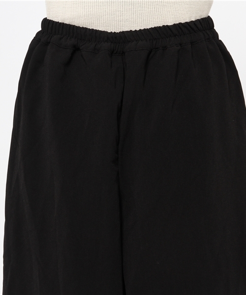 E hyphen world gallery（イーハイフンワールドギャラリー）の「・ジョーゼットタックワイドパンツ（その他パンツ・レディース・バーガンディー/キャメル/ブラック・FREE）」の4枚目の写真