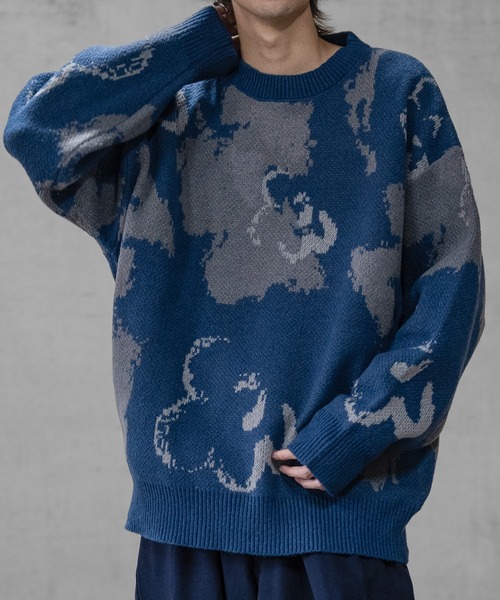 JOHN'S CLOSET(ジョンズクローゼット)の「【a】 ダブルジャガード オーバーサイズ フラワーグラデーションニット(ニット/セーター・メンズ・ブラック/ブルー・LARGE/MEDIUM)」の16枚目の写真