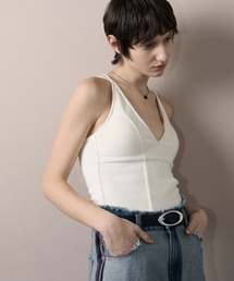le ELMi | V neck back cross rib camisole with cups / 深Vネック バッククロス カップ付きリブキャミソール(キャミソール)