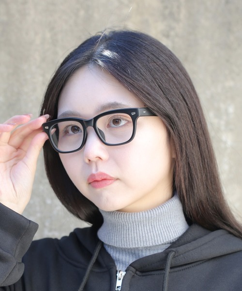 LINFA (リンファ)の「太めフレーム ウェリントン伊達メガネ(メガネ・レディース・ブラウン/ブラック/レオパード・FREE)」の7枚目の写真