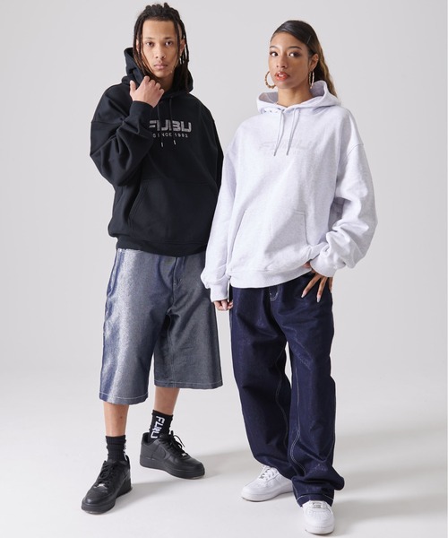 FUBU( フブ)の「FUBU フブ BIG ブランド ロゴ 刺繍 長袖 プルオーバー スウェット パーカー(パーカー・メンズ・アッシュグレー/ブラック・XXL/XL/L/M)」の3枚目の写真