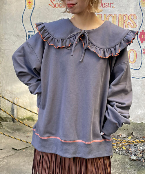 HELLO.SANFRANCISCO(ハローサンフランシスコ)の「【HELLO.SANFRANCISCO/ハローサンフランシスコ】ビックカラー襟付スウェット(Tシャツ/カットソー・レディース・チャコールグレー/グレー/レッド/ライトグレー/ネイビー・ONE SIZE)」の2枚目の写真