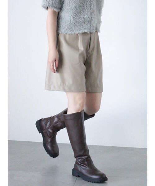 ehka sopo（エヘカソポ）の「エコレザーハーフパンツ（その他パンツ・レディース・ベージュ/ブラウン/ブラック・F）」の3枚目の写真