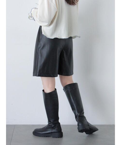 ehka sopo（エヘカソポ）の「エコレザーハーフパンツ（その他パンツ・レディース・ベージュ/ブラウン/ブラック・F）」の17枚目の写真