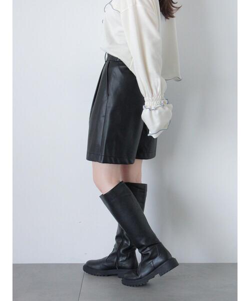 ehka sopo（エヘカソポ）の「エコレザーハーフパンツ（その他パンツ・レディース・ベージュ/ブラウン/ブラック・F）」の18枚目の写真