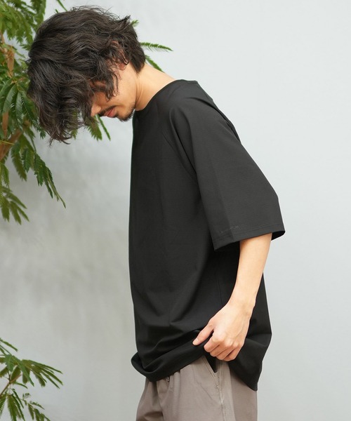 Hurley (ハーレー)の「Hurley/ハーレー 水着 ラッシュガード 半袖 Tシャツ 撥水 水陸両用 MUSS251089(ラッシュガード・メンズ・グレイッシュベージュ/ホワイト/ブラック/グレイッシュブルー・XL/L/M)」の13枚目の写真