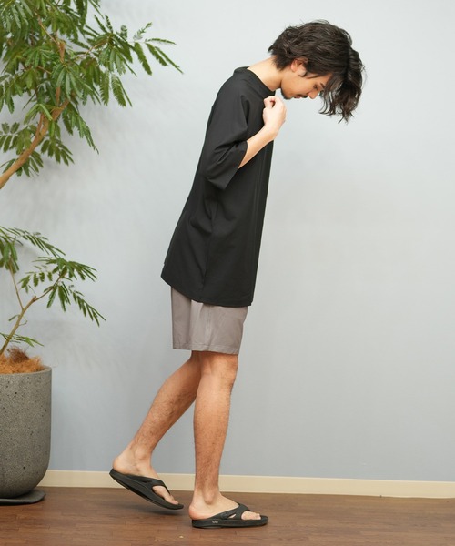 Hurley (ハーレー)の「Hurley/ハーレー 水着 ラッシュガード 半袖 Tシャツ 撥水 水陸両用 MUSS251089(ラッシュガード・メンズ・グレイッシュベージュ/ホワイト/ブラック/グレイッシュブルー・XL/L/M)」の17枚目の写真