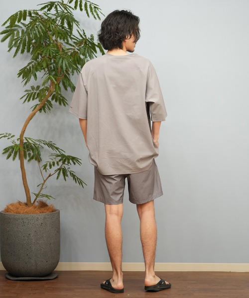 Hurley (ハーレー)の「Hurley/ハーレー 水着 ラッシュガード 半袖 Tシャツ 撥水 水陸両用 MUSS251089(ラッシュガード・メンズ・グレイッシュベージュ/ホワイト/ブラック/グレイッシュブルー・XL/L/M)」の22枚目の写真