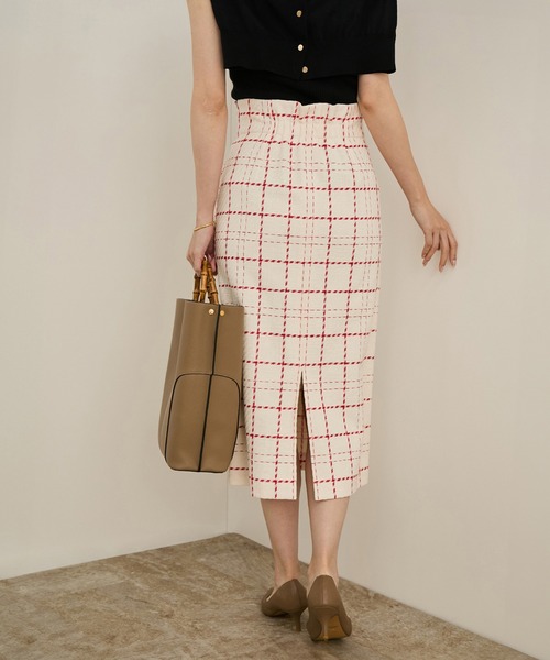 ROPE'（ロペ）の「【洗える】ツイードチェック ポケット付きタイトスカート（スカート・レディース・レッド/ブラック/ベージュ/スミクロ・36/38/40）」の22枚目の写真