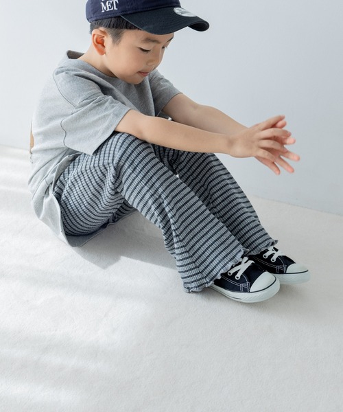 LOWRYS FARM（ローリーズファーム）の「カットリブフレアパンツ　321066（その他パンツ・キッズ・パープル/グレー/ブラック・110cm/120cm/130cm/140cm/150cm）」の2枚目の写真