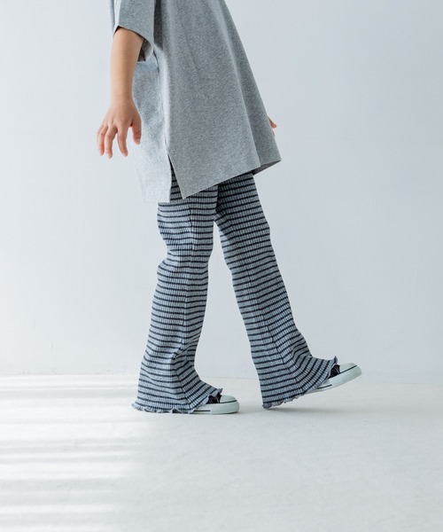 LOWRYS FARM（ローリーズファーム）の「カットリブフレアパンツ　321066（その他パンツ・キッズ・パープル/グレー/ブラック・110cm/120cm/130cm/140cm/150cm）」の13枚目の写真