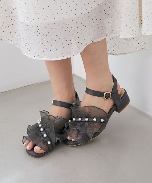 MAJESTIC LEGON（マジェスティックレゴン）の「パールシアーフリルサンダル（サンダル・レディース・ブラック/アイボリー/グレー・SMALL/MEDIUM/X-LARGE/LARGE）」の6枚目の写真