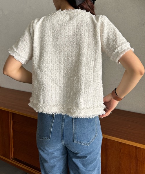 efill（エフィル）の「サマー ツイード ショート ジャケット（ノーカラージャケット・レディース・ホワイト・FREE）」の2枚目の写真