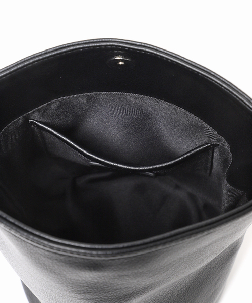 SLOBE IENA（スローブイエナ）の「《追加》SLOBE バケツバッグ（ショルダーバッグ・レディース・ブラック/キャメル/アイボリー・FREE）」の13枚目の写真