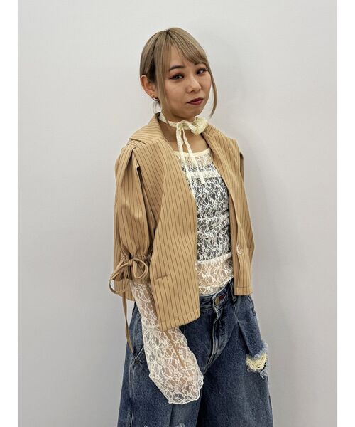 jouetie（ジュエティ）の「【FRUITSZIPPER鎮西寿々歌】クロップドジャケット（テーラードジャケット・レディース・ベージュ・MEDIUM）」の5枚目の写真